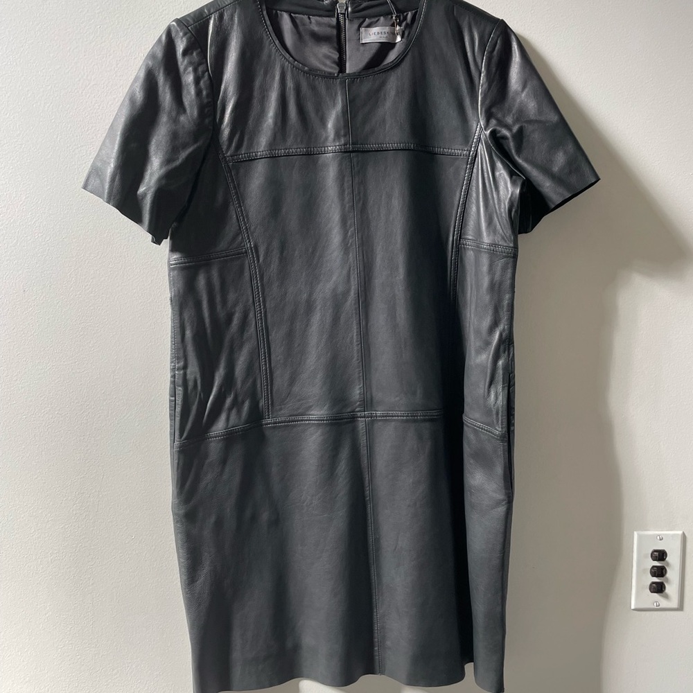 Elegant Black Leather Sheath Dress